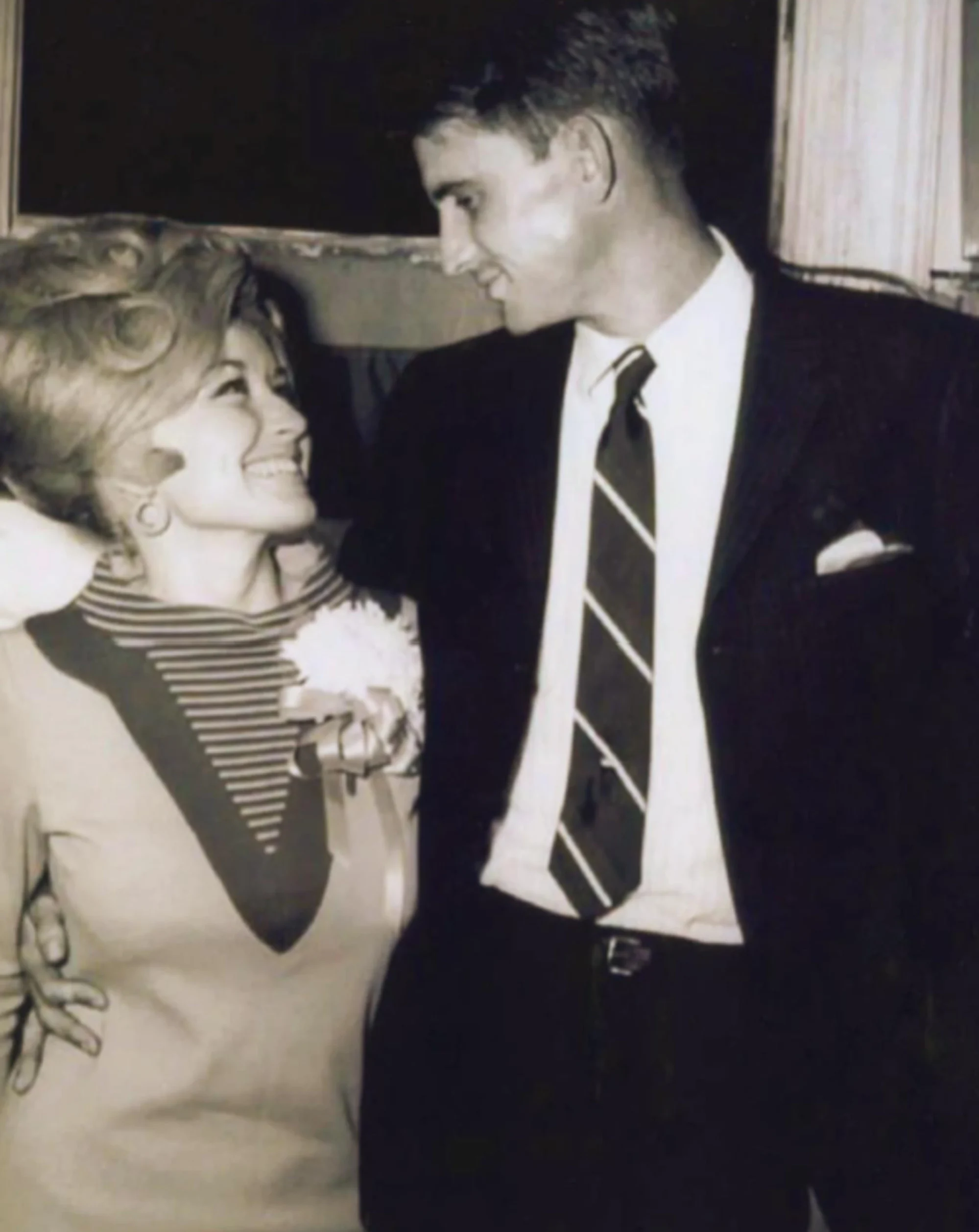 carl thomas dean net worth